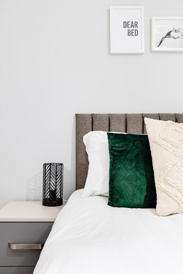 Апартаменты Cosy Modern Apt In Heart Of Stockport - Sleeps 4 Экстерьер фото